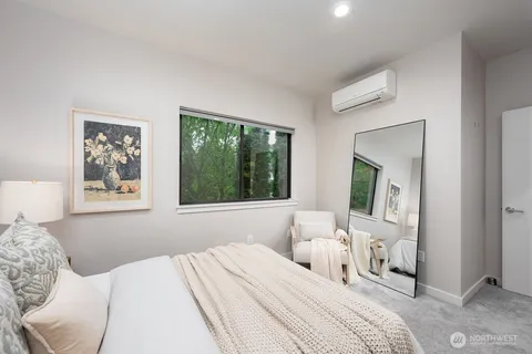 $1,645,000 | 4815 Evanston Avenue North, Unit B, Seattle, WA 98103