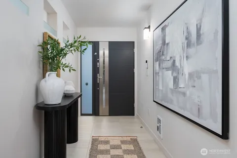 $1,645,000 | 4815 Evanston Avenue North, Unit B, Seattle, WA 98103