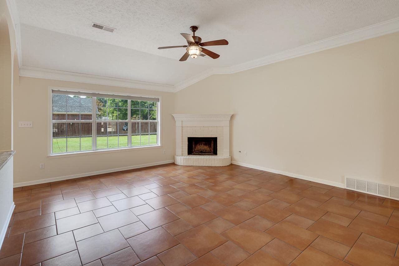 1141 Yorktown Road Collierville, TN 38017 - Photo 7 of 25 Gallery Image 7