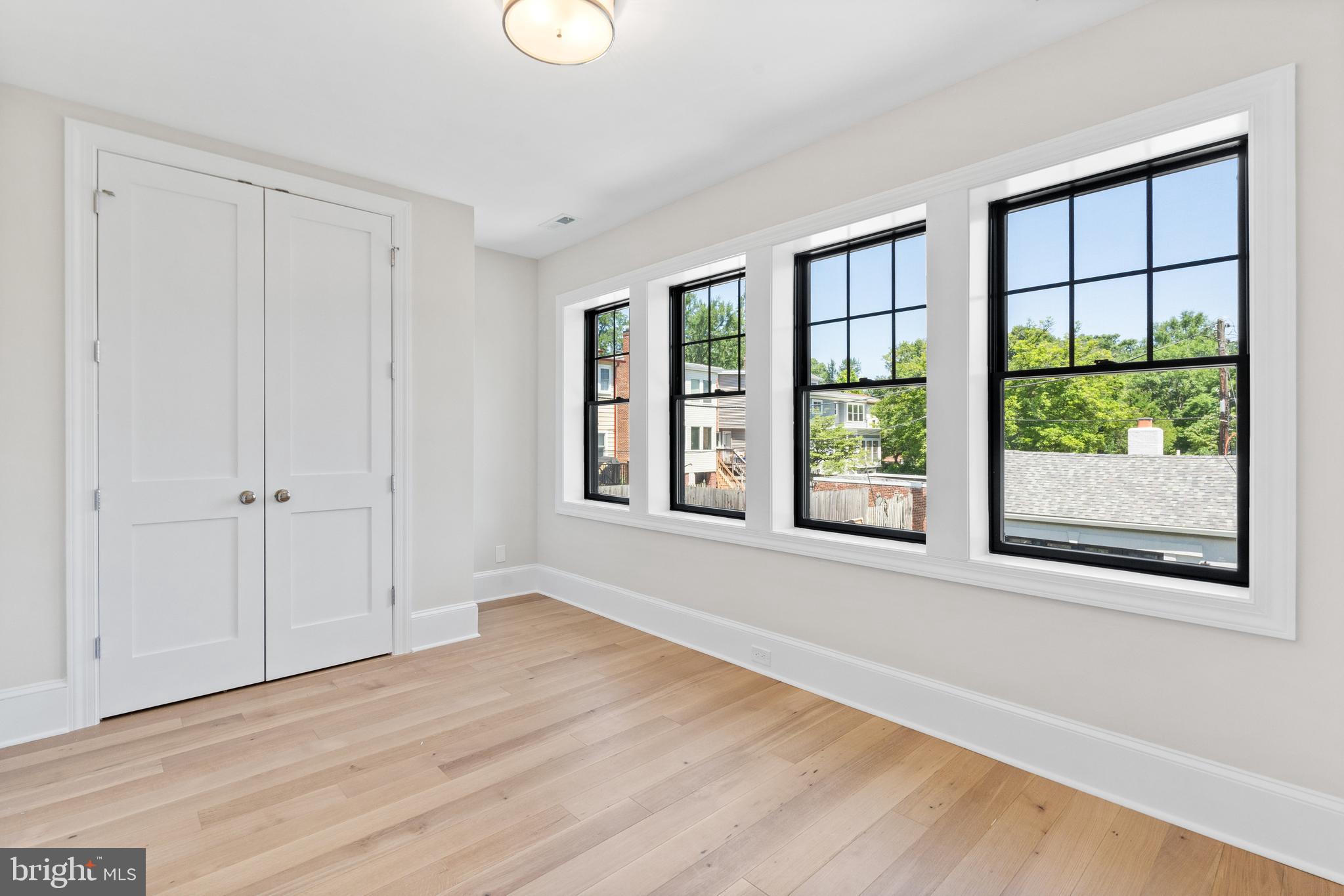 3943 Military Road Northwest Washington, DC 20015 - Photo 14 of 22