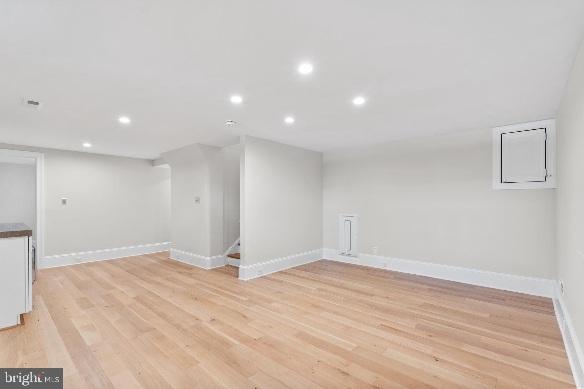 3943 Military Road Northwest Washington, DC 20015 - Photo 19 of 22