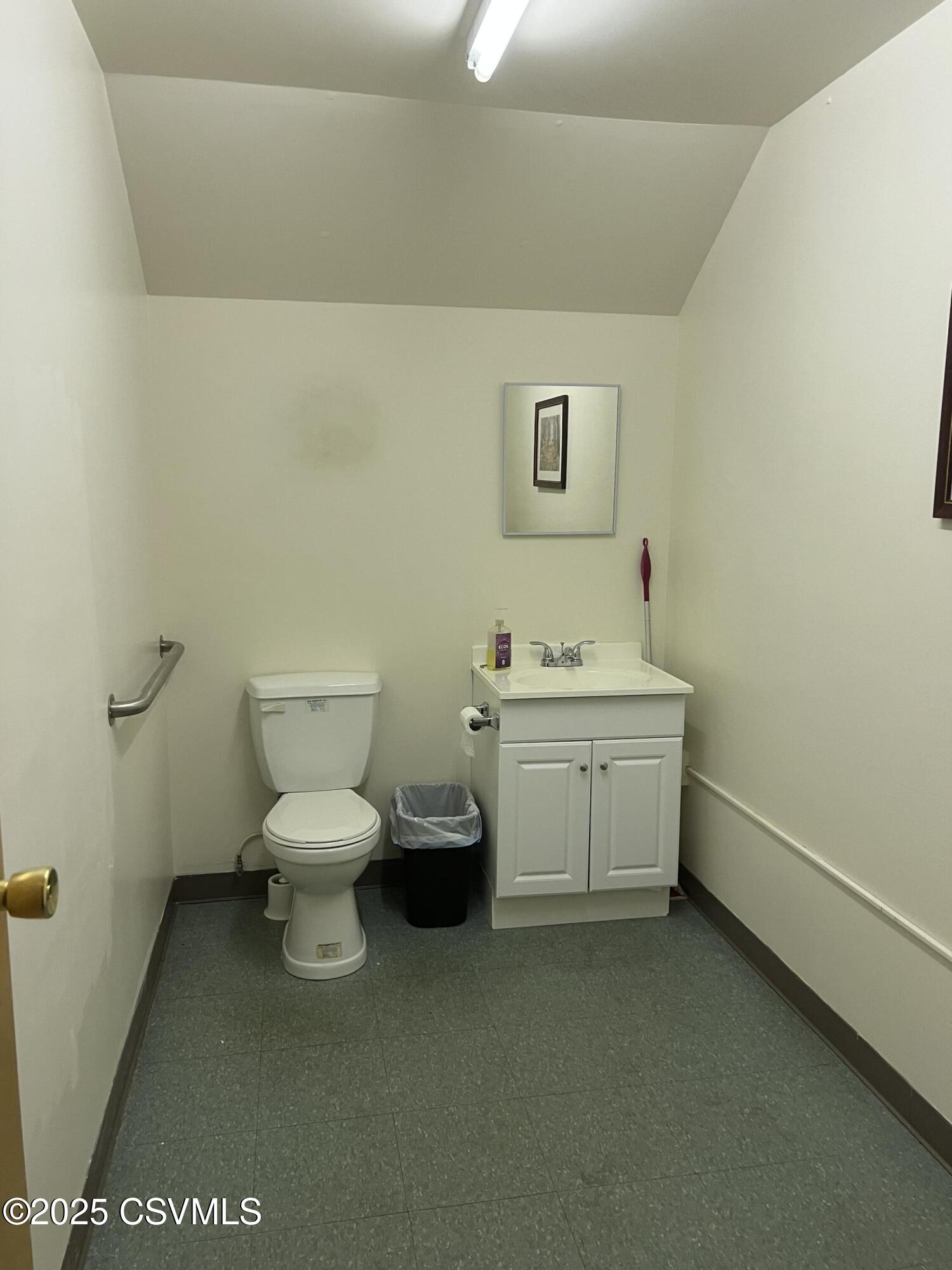 353 Cooks Court Danville, PA 17821 - Photo 2 of 8