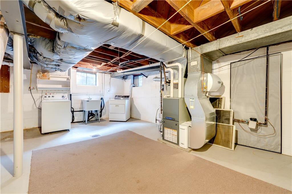 271 Newburn Drive Mt. Lebanon, PA 15216 - Photo 16 of 24 a view of utility room