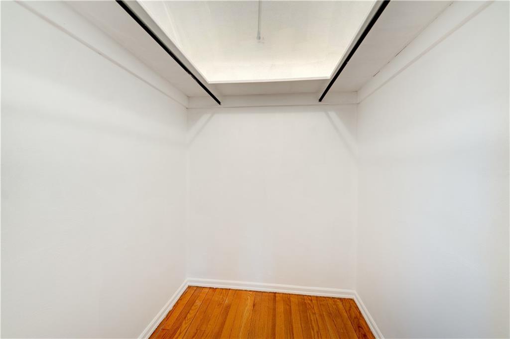 271 Newburn Drive Mt. Lebanon, PA 15216 - Photo 9 of 24 a view of small space