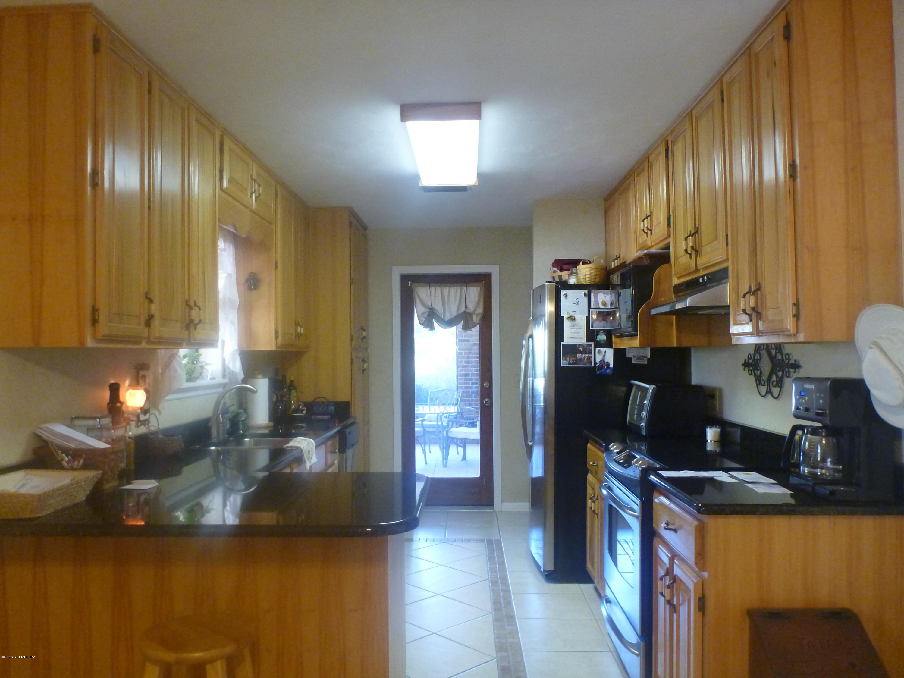 6285 Payne Road Keystone Heights, FL 32656 - Photo 21 of 31 a kitchen with lots of counter top space