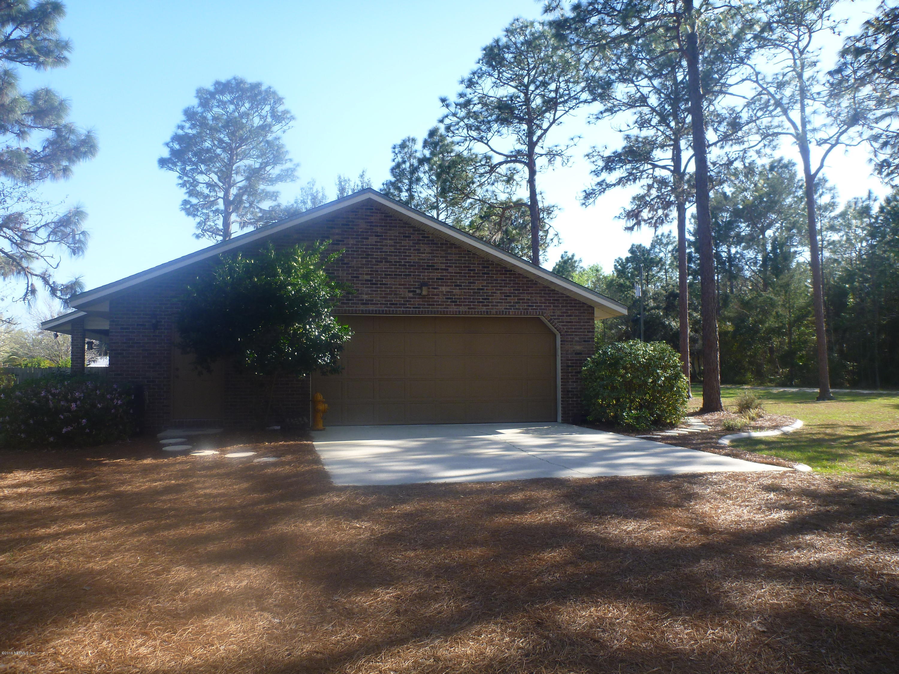6285 Payne Road Keystone Heights, FL 32656 - Photo 31 of 31 a backyard of a house