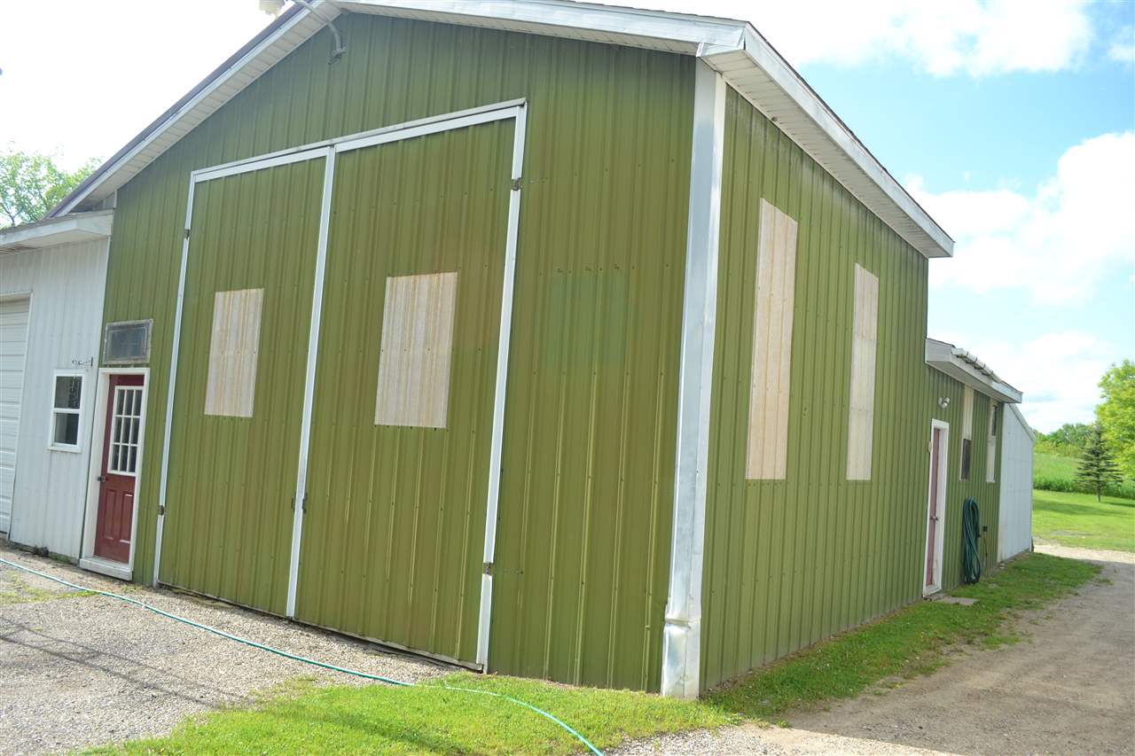 9526 West Monroe Road Elwell, MI 48832 - Photo 7 of 57 1862048-6.JPG