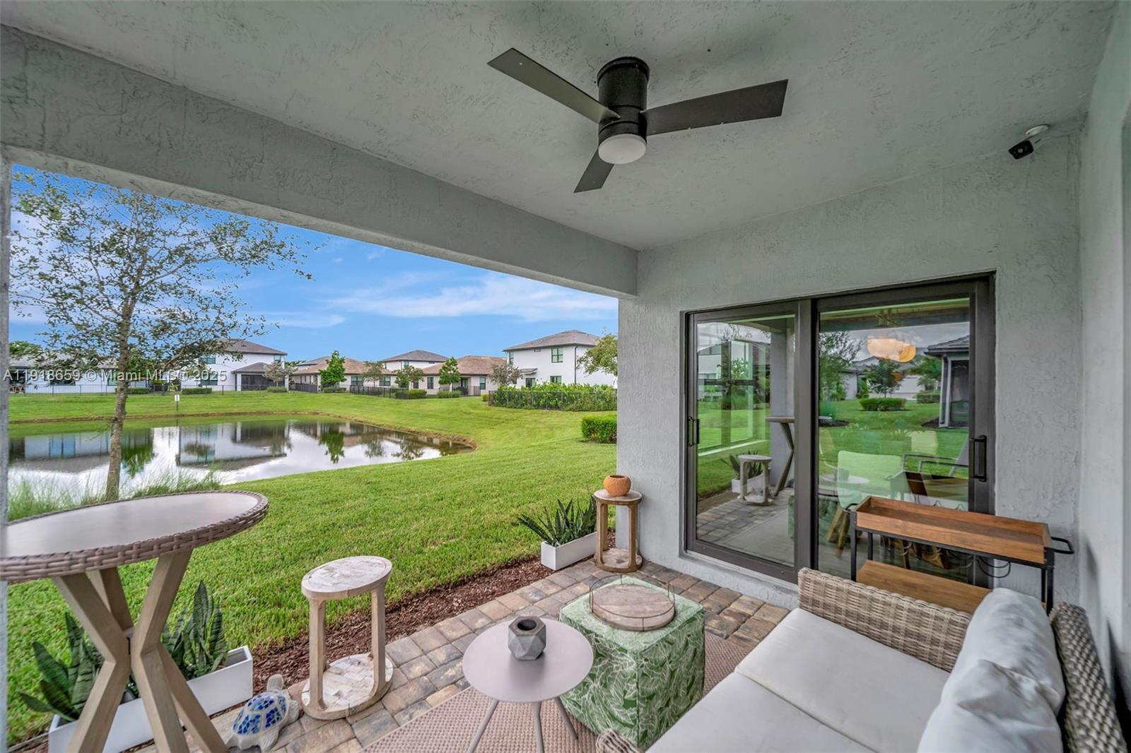 2941 Shortleaf Avenue Lauderdale Lakes, FL 33311 - Photo 4 of 47 a view of a patio with a yard