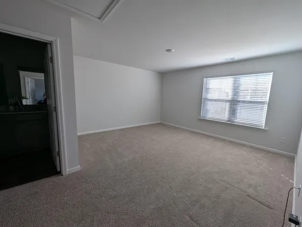 $2,800 | 938 Woodside Creek Lane, Summerville, SC 29486