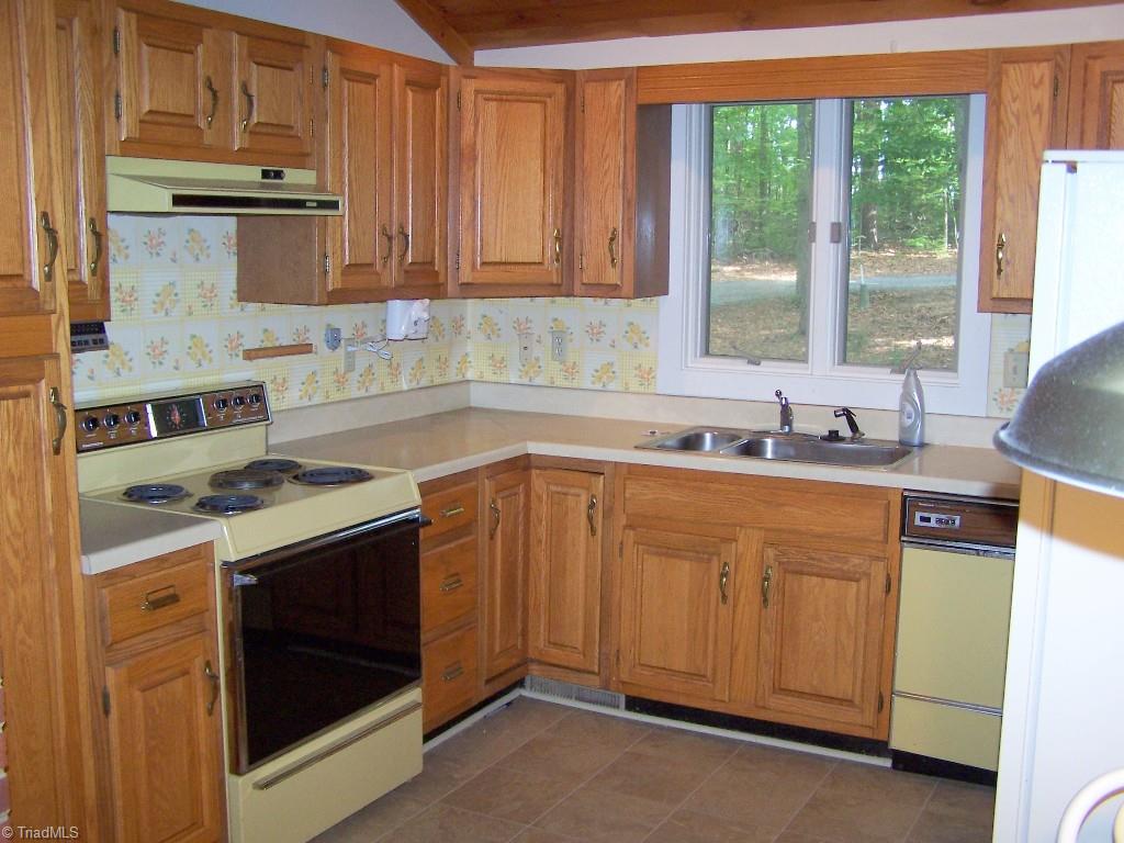 refrigerator and all appliances stay