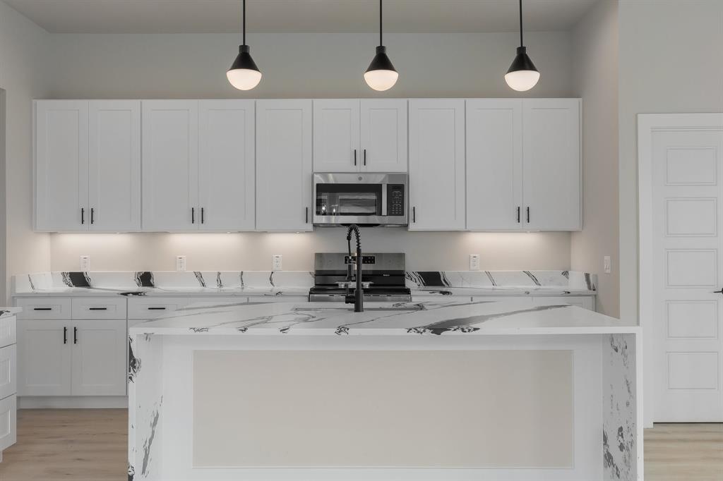 2421 Gooch Street Dallas, TX 75241 - Photo 14 of 40