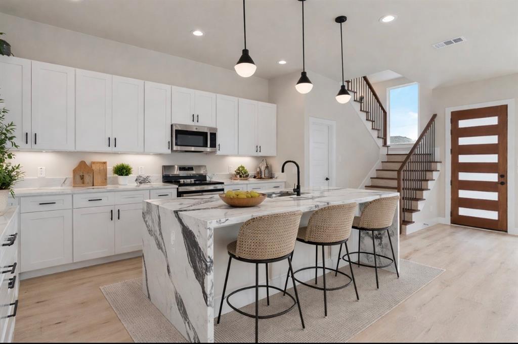 2421 Gooch Street Dallas, TX 75241 - Photo 3 of 40