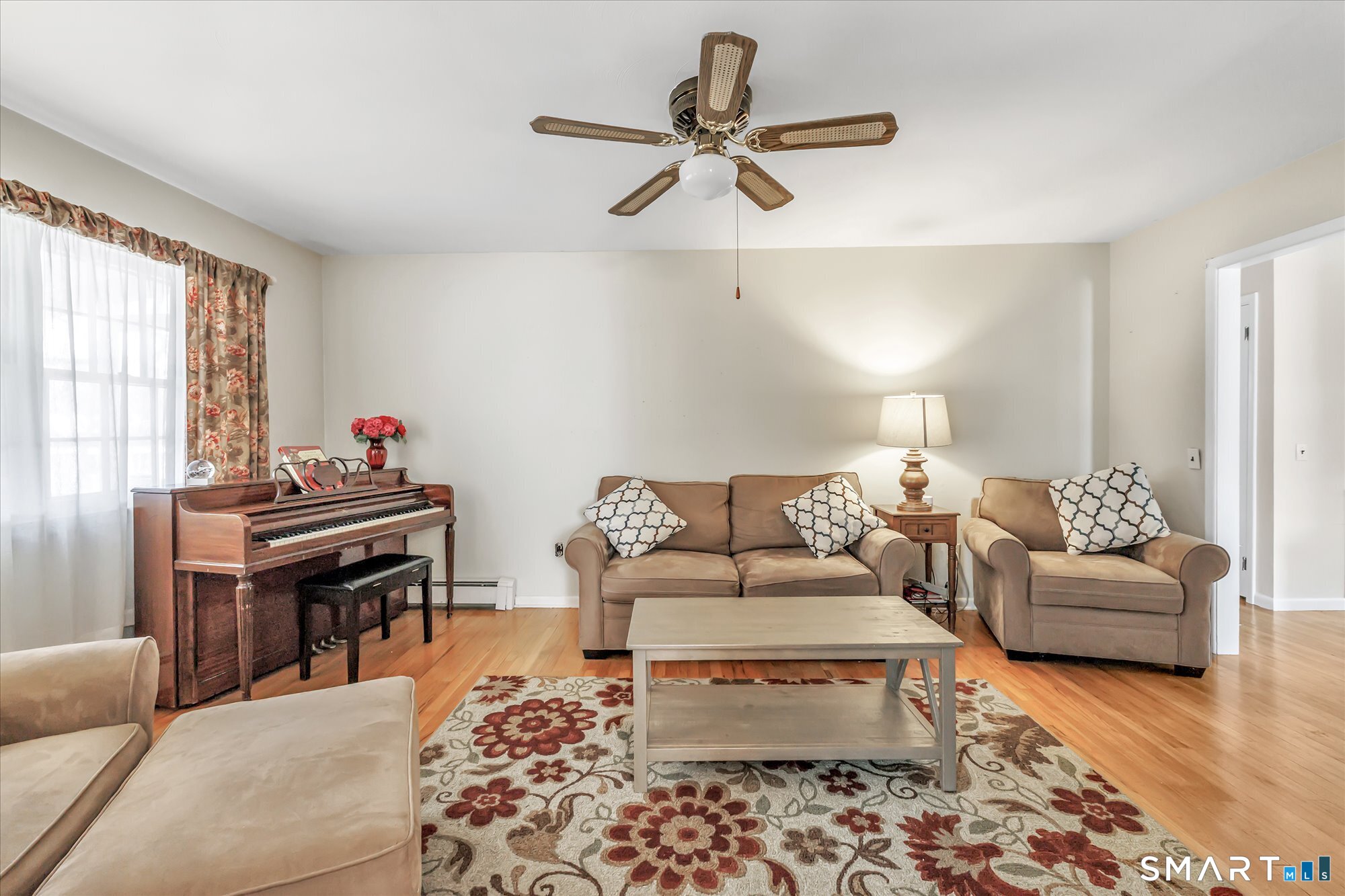 44 Meadowbrook Road Danbury, CT 06811 - Photo 8 of 38