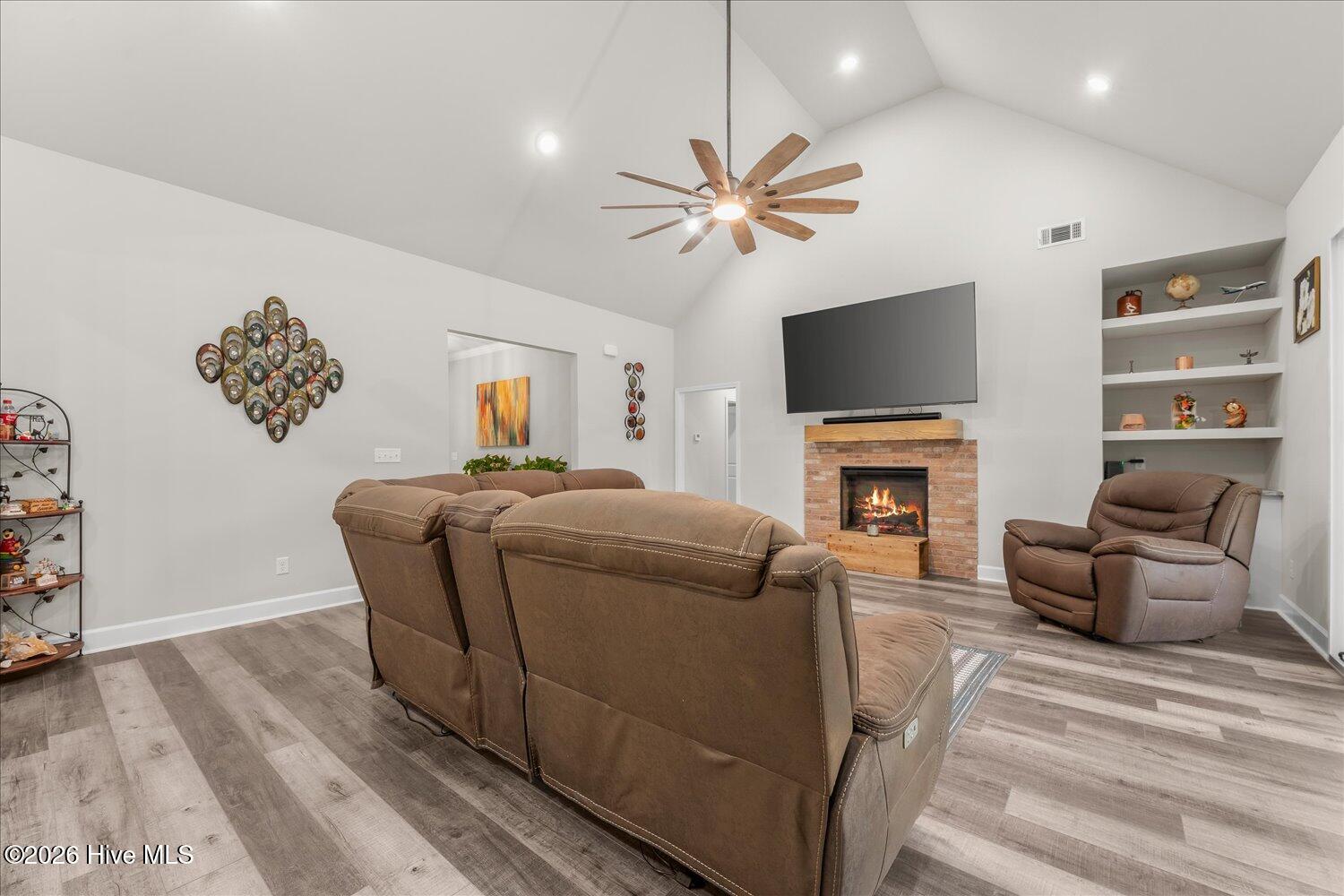 3311 Wire Road Monetta, SC 29105 - Photo 9 of 38 Living Room
