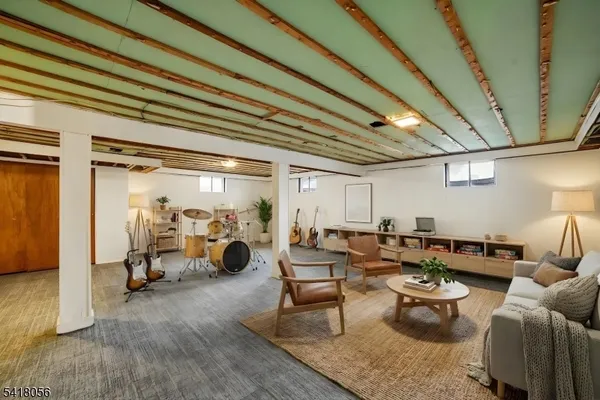 $698,000 | 284 Madison Avenue, Cresskill, NJ 07626