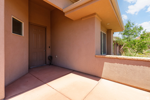 2334 South River Road, Unit 10 St. George, UT 84790 - Photo 4 of 32