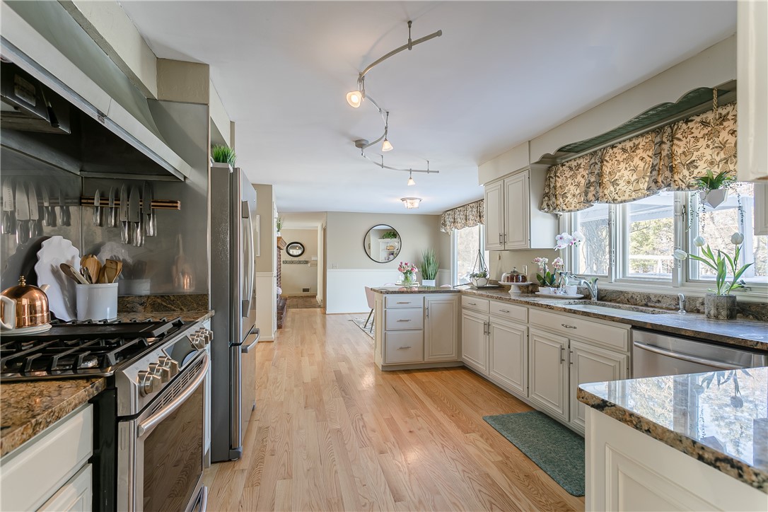 7 Prospect Hill Road Pittsford, NY 14534 - Photo 34 of 46