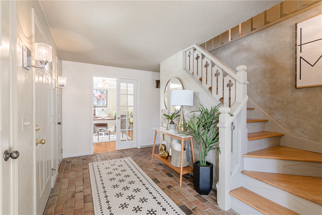 7 Prospect Hill Road Pittsford, NY 14534 - Photo 7 of 46