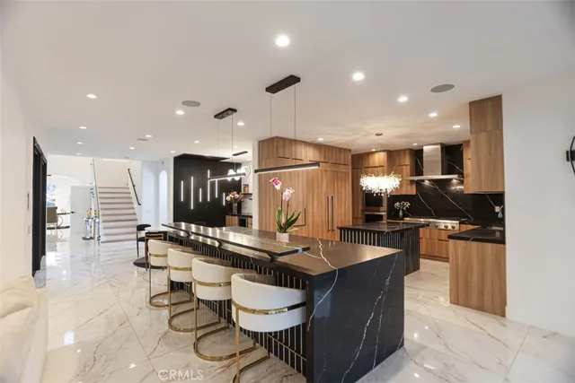 $3,750,000 | 6525 Fremont Circle, Huntington Beach, CA 92648