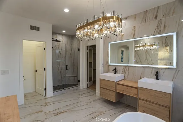 $3,750,000 | 6525 Fremont Circle, Huntington Beach, CA 92648