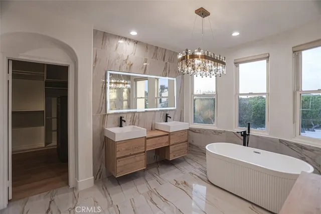 $3,750,000 | 6525 Fremont Circle, Huntington Beach, CA 92648