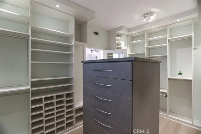 $3,750,000 | 6525 Fremont Circle, Huntington Beach, CA 92648