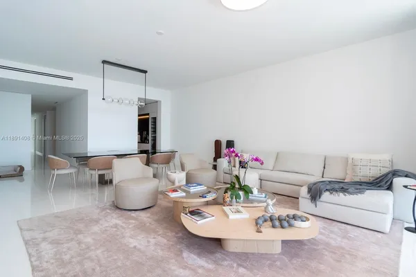 $29,000 | 300 Biscayne Blvd Way, Unit 3503, Miami, FL 33131