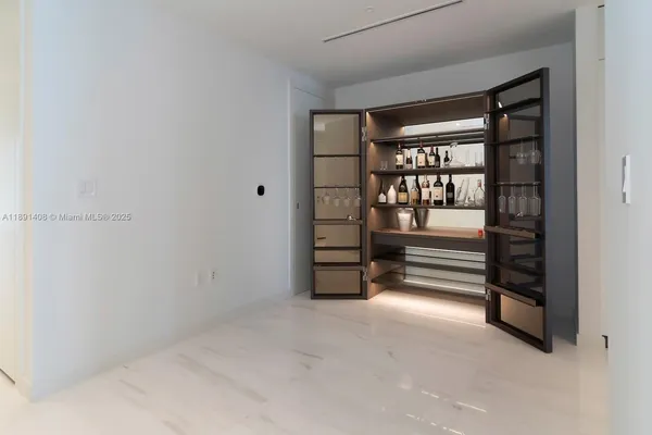 $29,000 | 300 Biscayne Blvd Way, Unit 3503, Miami, FL 33131