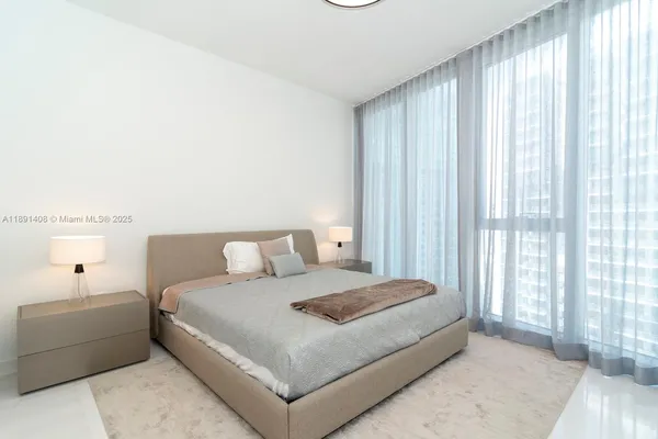 $29,000 | 300 Biscayne Blvd Way, Unit 3503, Miami, FL 33131