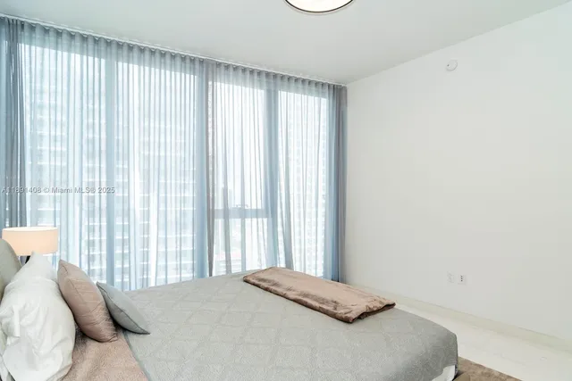 $29,000 | 300 Biscayne Blvd Way, Unit 3503, Miami, FL 33131