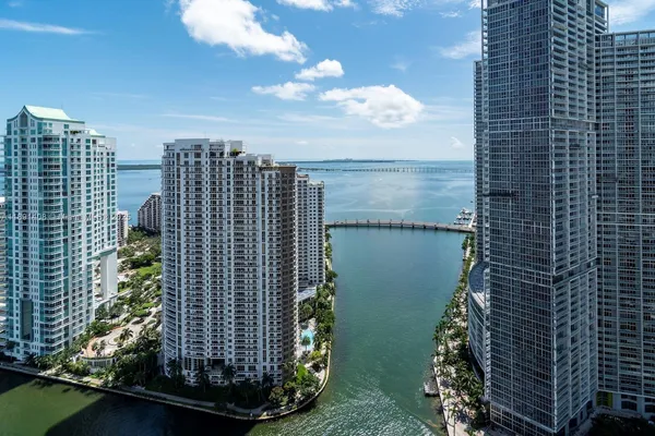 $29,000 | 300 Biscayne Blvd Way, Unit 3503, Miami, FL 33131