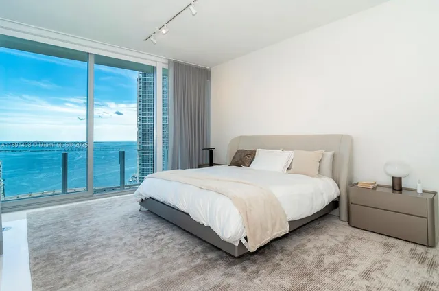 $29,000 | 300 Biscayne Blvd Way, Unit 3503, Miami, FL 33131