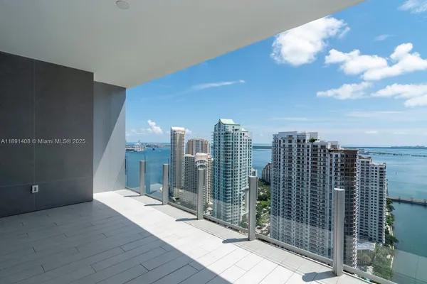 $29,000 | 300 Biscayne Blvd Way, Unit 3503, Miami, FL 33131