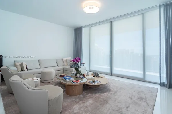 $29,000 | 300 Biscayne Blvd Way, Unit 3503, Miami, FL 33131