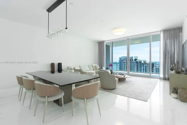 $29,000 | 300 Biscayne Blvd Way, Unit 3503, Miami, FL 33131