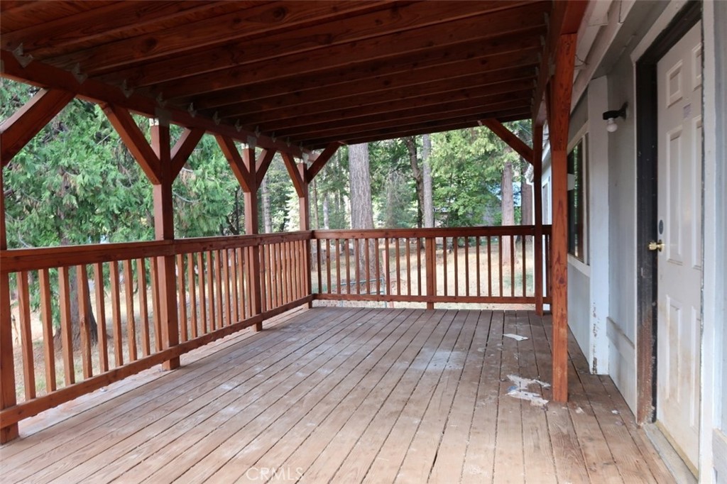 19138 New York Flat Road Forbestown, CA 95941 - Photo 14 of 37 a view of a wooden deck