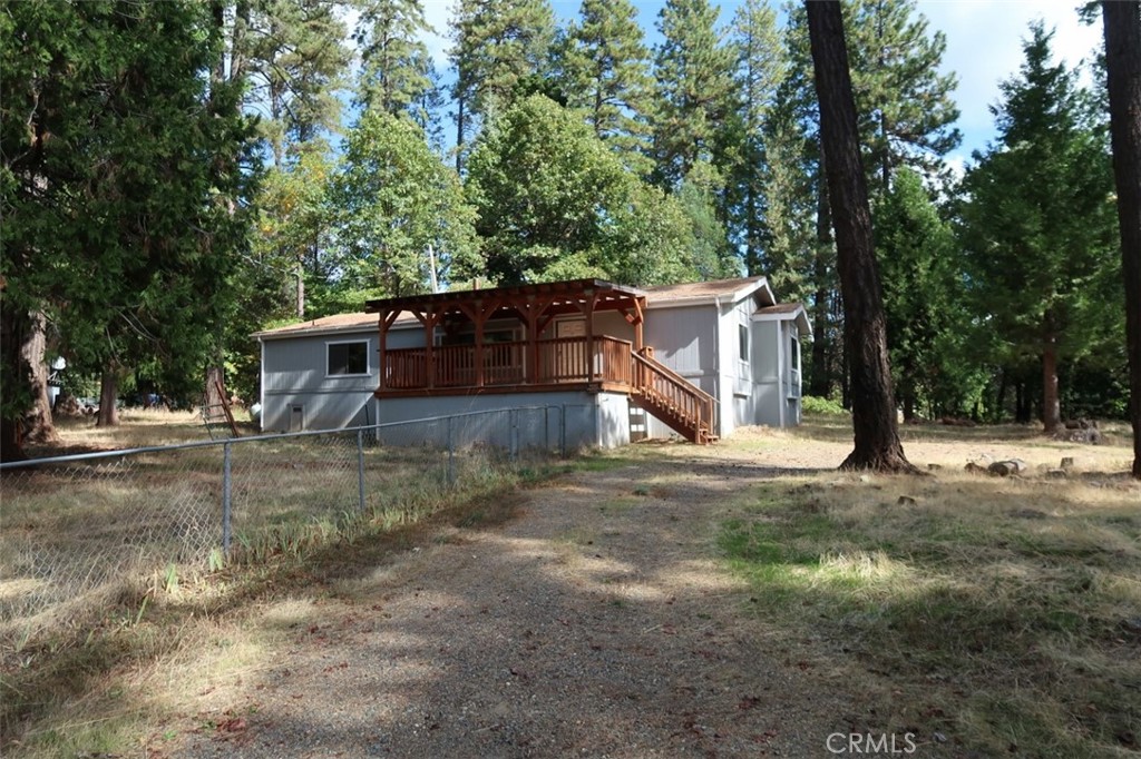 19138 New York Flat Road Forbestown, CA 95941 - Photo 4 of 37 a view of a house with a yard