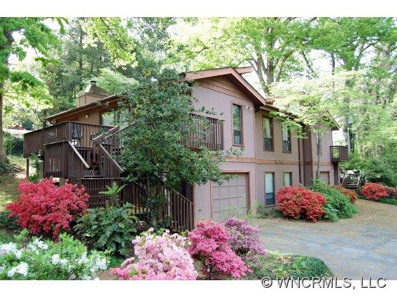 15 Woodland Road Tryon, NC 28782 - Photo 1 of 8