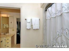 15 Woodland Road Tryon, NC 28782 - Photo 3 of 8