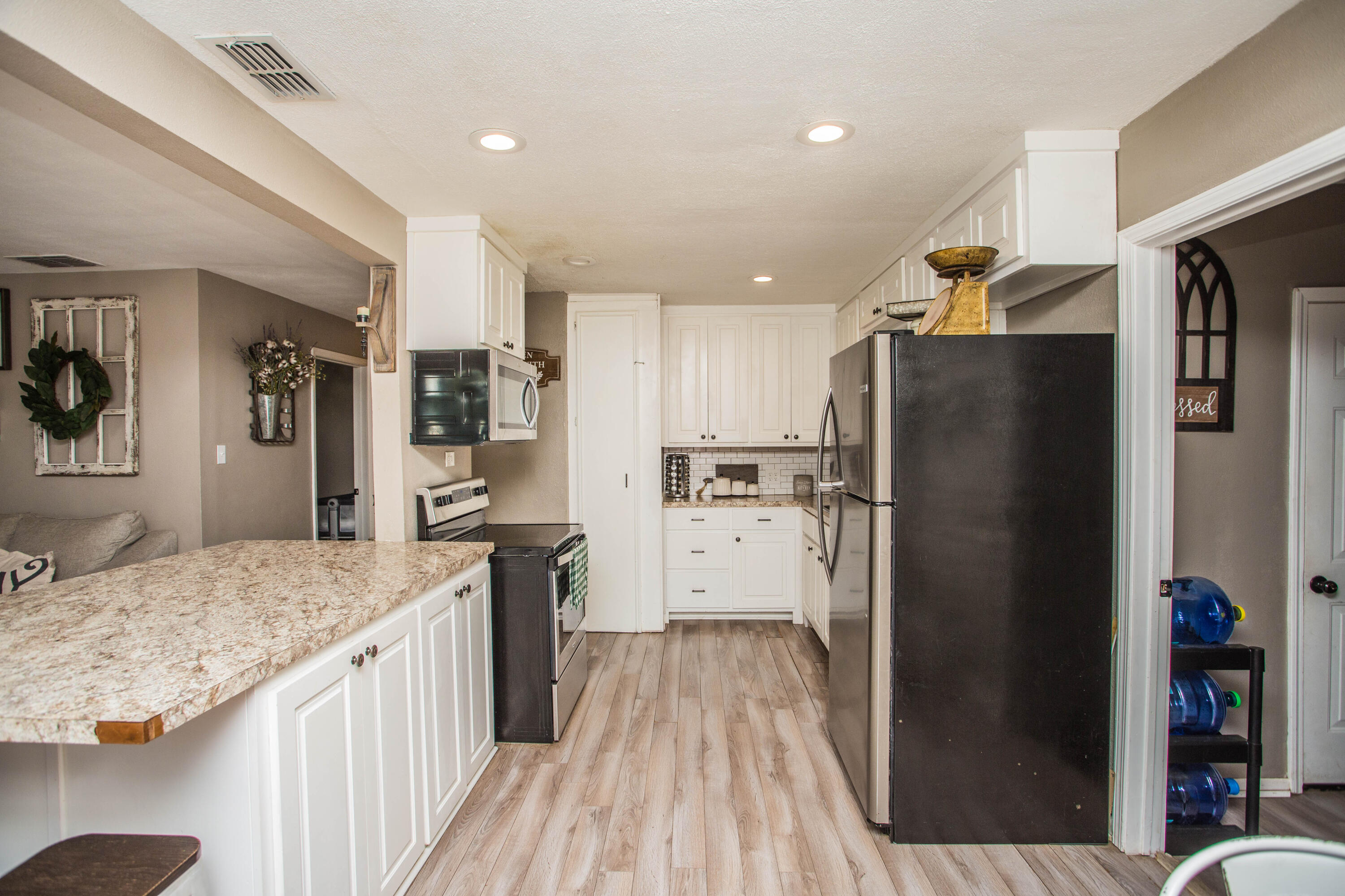 5513 44th Street Lubbock, TX 79414 - Photo 9 of 34 c