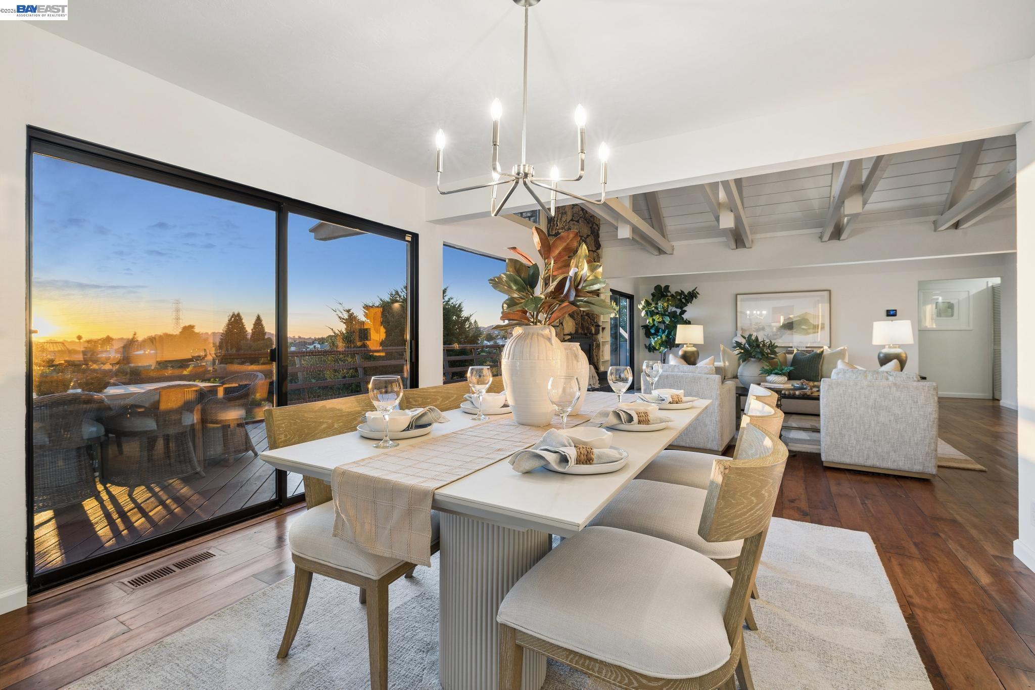 5624 Greenridge Road Castro Valley, CA 94552 - Photo 4 of 99 Gallery Image 4