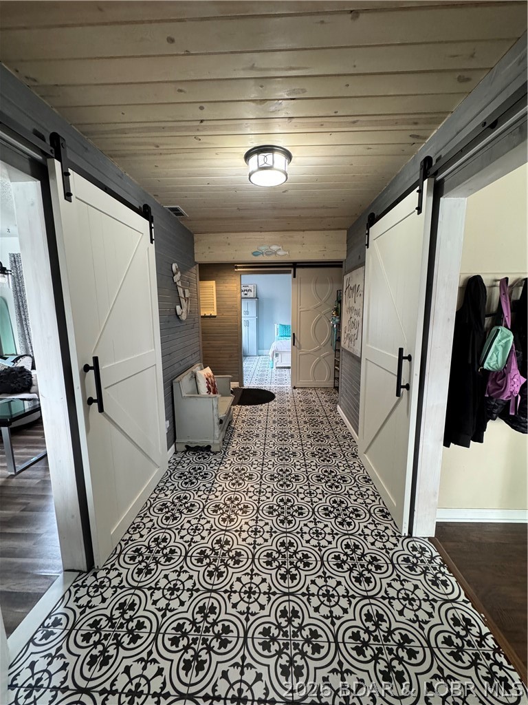 33439 Evanston Road Sunrise Beach, MO 65079 - Photo 12 of 36