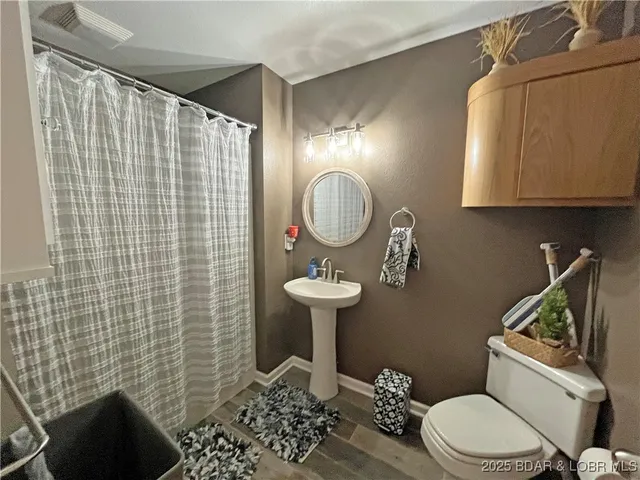 $383,731 | 33439 Evanston Road, Sunrise Beach, MO 65079