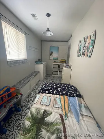 $373,731 | 33439 Evanston Road, Sunrise Beach, MO 65079