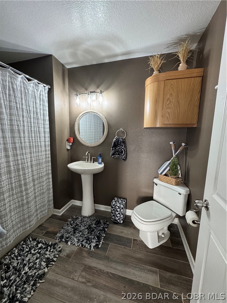 33439 Evanston Road Sunrise Beach, MO 65079 - Photo 17 of 36