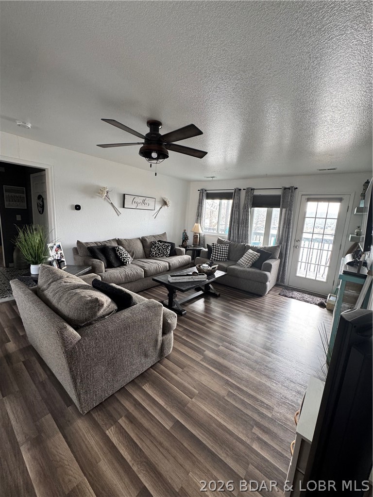 33439 Evanston Road Sunrise Beach, MO 65079 - Photo 6 of 36