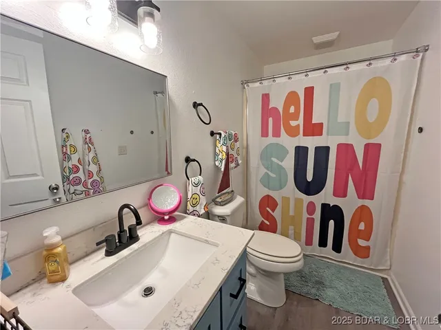 $383,731 | 33439 Evanston Road, Sunrise Beach, MO 65079