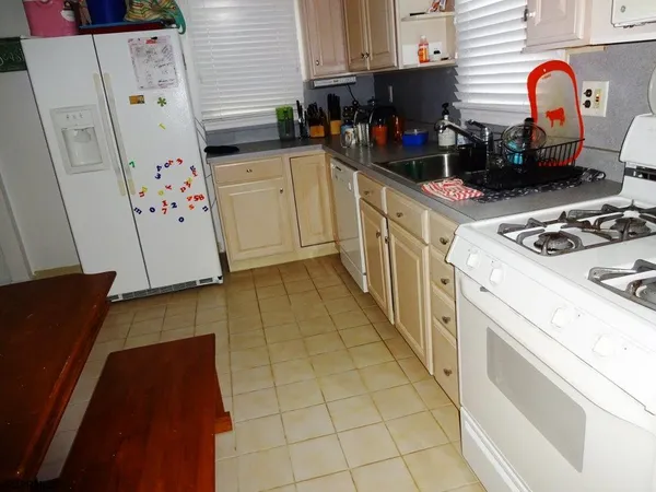 $8,000 | 114 North Brunswick Avenue, Unit JULY 20TH AUGUST 3, Margate City, NJ 08402