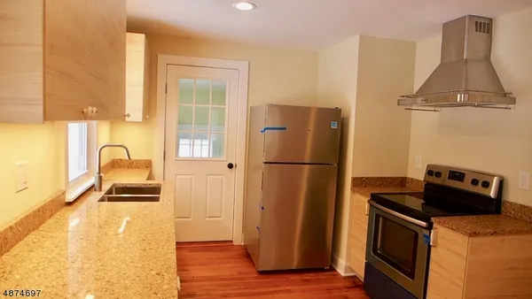 $2,800 | 160 West Mill Road, Long Valley, NJ 07853