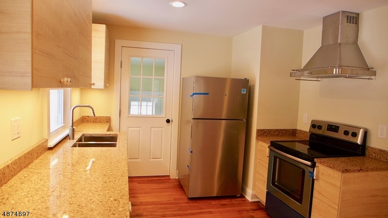 160 West Mill Road Long Valley, NJ 07853 - Photo 11 of 23